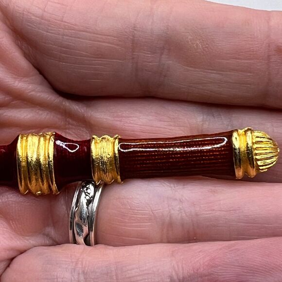 Signed Gerard YOSCA Vintage Enameled BAR BROOCH Pin Gold Tone Costume Jewelry - Picture 3 of 8